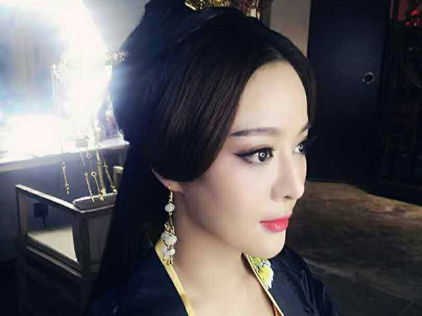 安陽化妝培訓劇組化妝師